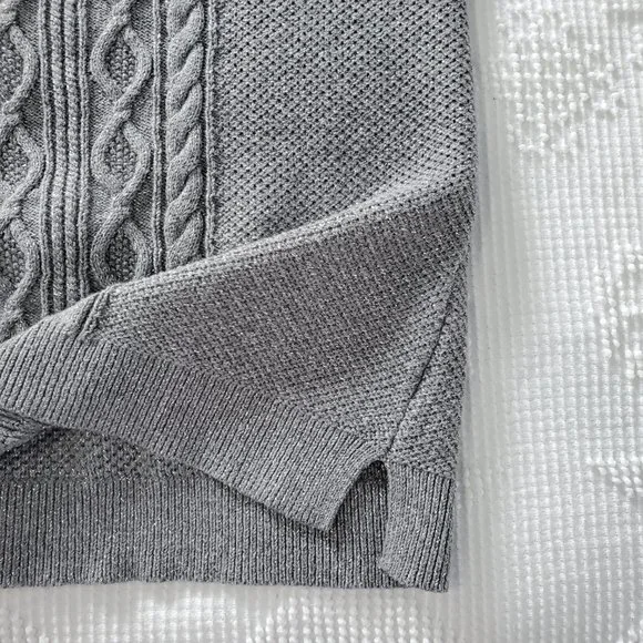 ⛄️ crown & ivy ⛄️ Gray and Silver Metallic Sweater - Picture 6 of 15